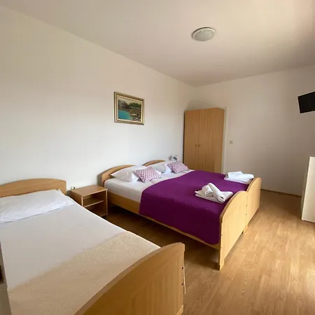 Mirta Gradac (Split-Dalmatia)
