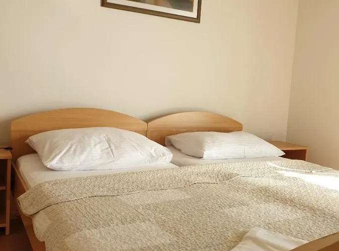 Mirta Apartamento *